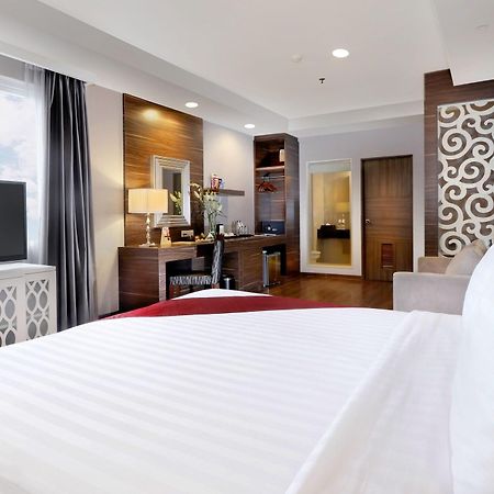 ปรานายา บูทิก โฮเต็ล Hotel เซอร์ปง ภายนอก รูปภาพ
