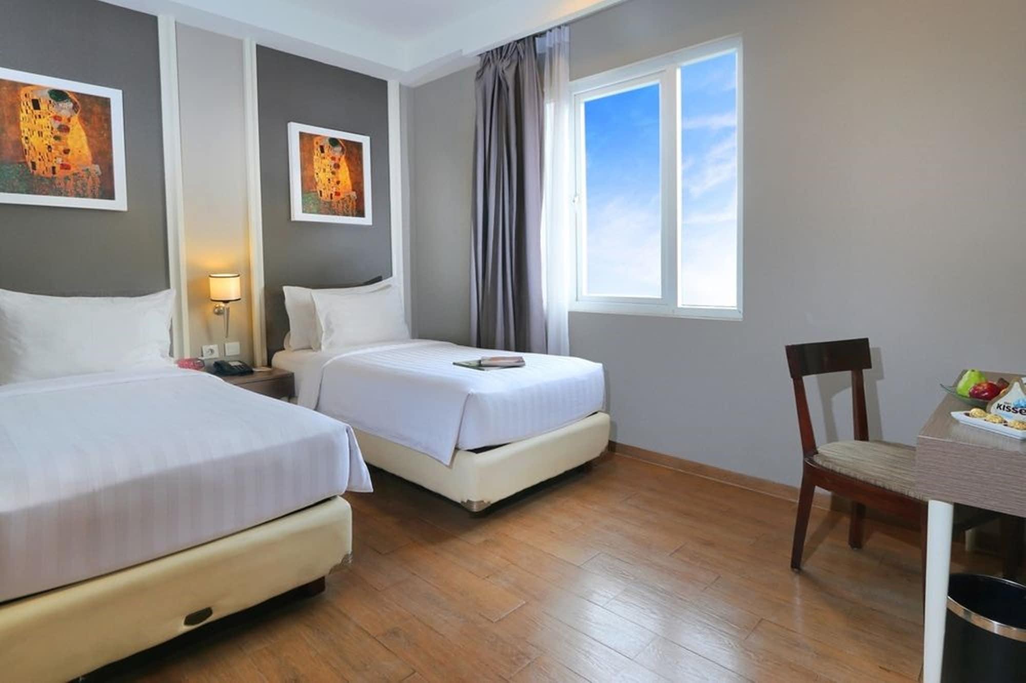 ปรานายา บูทิก โฮเต็ล Hotel เซอร์ปง ภายนอก รูปภาพ